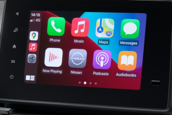Nissan Townstar Combi Apple Carplay Android Auto